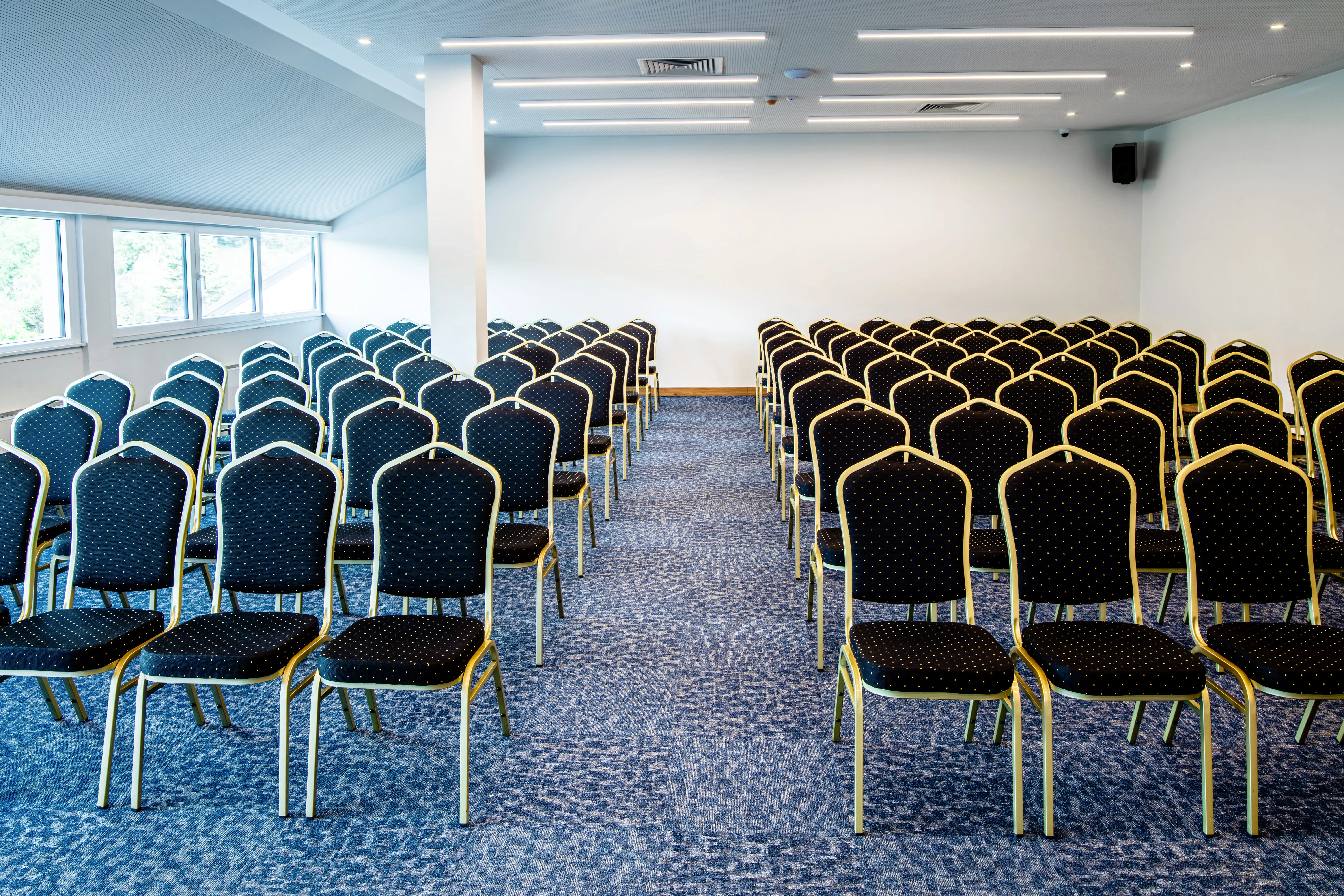 Hotels in chennai near greams road